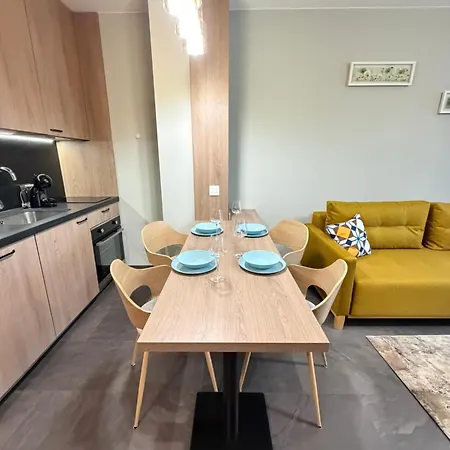 Daire Kyoto Cozy Near Iec And Airport W Terrace