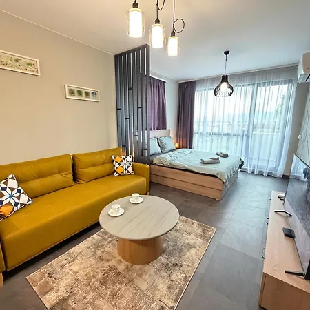 Daire Kyoto Cozy Near Iec And Airport W Terrace *
