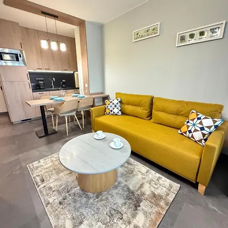 Daire Kyoto Cozy Near Iec And Airport W Terrace Sofya